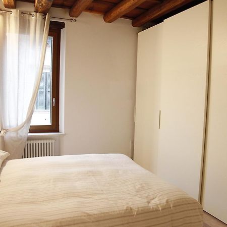 Centre 2 Bedroom Flat Верона Экстерьер фото