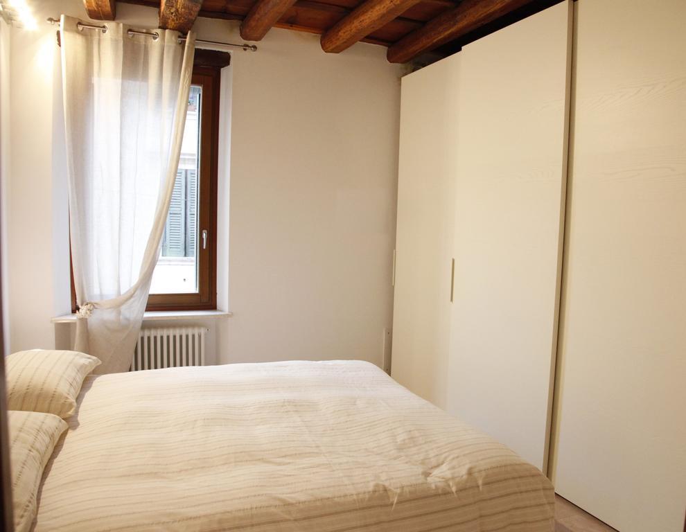 Centre 2 Bedroom Flat Верона Экстерьер фото